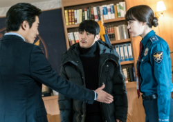 <보이스> 장혁-이하나-김재욱 드디어 만났다! ‘일촉즉발’ 긴장감 고도