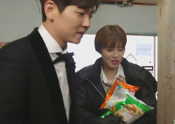 [미방분] 최민용-장도연 국화도에서 첫 '알콩달콩 쇼핑' <우리 결혼했어요>