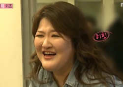 [우리 결혼했어요 리뷰] 슬리피, ‘뽀뽀 파도타기’ 등 떠밀리듯 이국주와 첫 뽀뽀 성공!