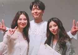 <아빠는 딸> 도희, 응원와준 박보검과 다정한 한 컷