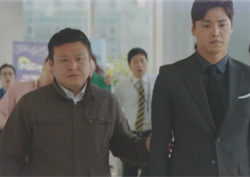 [아버님 제가 모실게요 예고] 이태환, 또 위기! '주가 조작 혐의'