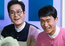 [포토로 미리보는 라디오스타] 스크린을 뚫고 온 '4인의 존재甲'