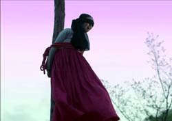 [역적: 백성을 훔친 도적 리뷰] “서방님, 서방!!!” 윤균상 찾는 채수빈의 안타까운 절규!