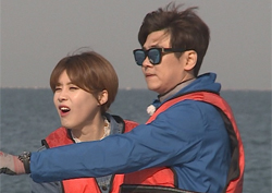 <우리 결혼했어요> 최민용-장도연, 망망대해의 꽁냥커플!