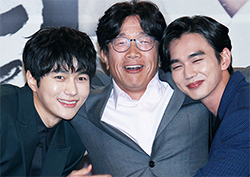 [B하인드] <군주> 포토타임으로 알아보는 '케미왕'은 누구?