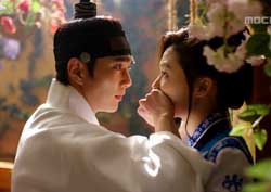 [군주 리뷰] ‘가면 쓴 세자’ 유승호, 윤소희→엘→김소현과 운명적인 첫 만남!