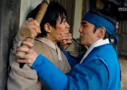 [군주 리뷰] “유승호 때문에 죽었어!” 엘, 아버지 잃고 ‘포효’