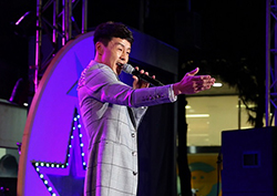 <사람이 좋다> 트로트계의 8년 차 '중고 신인 성진우' 오늘도 달린다!