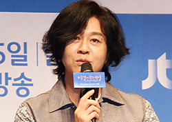 <비긴어게인> 윤도현 "버스킹의 압박감 <나가수> 경연때와 비슷"