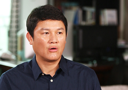 <사람이 좋다> 배우 강성진, 아이들의 가슴 아픈 사연 고백 