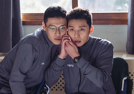 [애프터스크리닝] 여름방학 대박영화가 나타났다! 유쾌하고 신선한 코믹액션 <청년경찰>★★★★