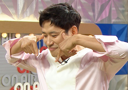 잔망美 폭발! <라디오스타> 유준상, 회심의 'TT 댄스'