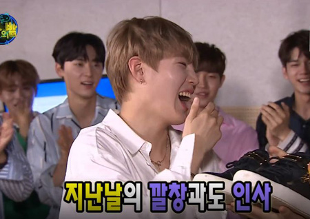 [무한도전 리뷰] ‘167cm’ 하성운, ‘179cm’ 옹성우와 춤 선 대결! “키가 작아 부러워”