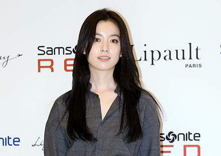 [포토] 한효주, '서 있기만 했는데..' 감춰지지 않는 아우라