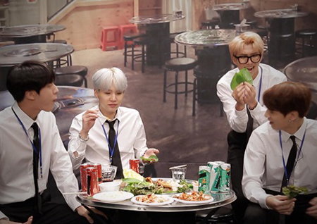 <BTS 카운트다운> 차트쇼+최초 공개+미니드라마까지! 방탄소년단 종합선물세트 ‘풍성’