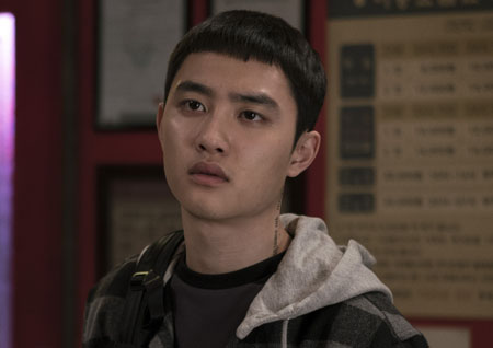 <7호실> 도경수, 출구 없는 현실 청춘이 되다!