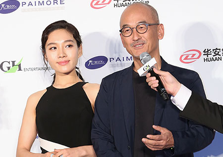 [포토] 대종상영화제 이준익-최희서, 환한 미소로 시상식 나들이