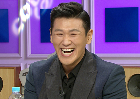 <라디오스타> 뮤지컬 배우 강홍석, 첫 출연 위해 굶으며 운동까지! ‘폭소’