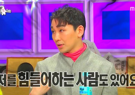 <라디오스타>에서 빵빵 터트린 김호영, 어디있다 이제 나타난 예능천재입니까