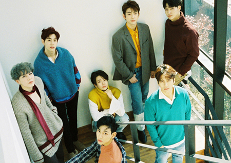 갓세븐-데이식스, 가온차트 석권! JYP 보이그룹 ‘위상↑’