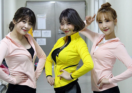 <개콘> 박소영-안소미-김승혜, ‘봉숭아학당’ 전격 합류... 요가강사로 변신