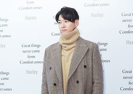 [포토] 김영광, 머리부터 발 끝까지 훈훈한 비율