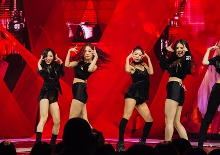 <믹스나인> 소녀팀, 화려한 신곡 무대 '톱클래스 걸그룹 방불'