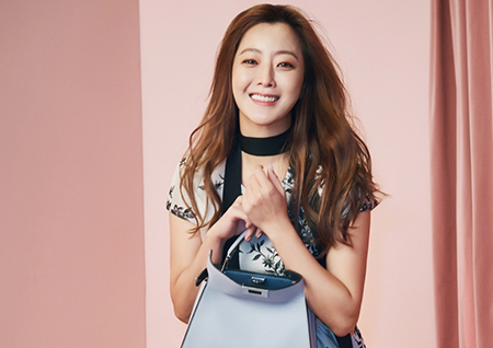 김희선, 패션 필름 공개 “비교를 불허하는 독보적 자태”