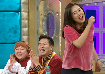 ‘라디오스타’ 김지혜, 19금 토크로 스튜디오 초토화! “남편은 예약제입니다”