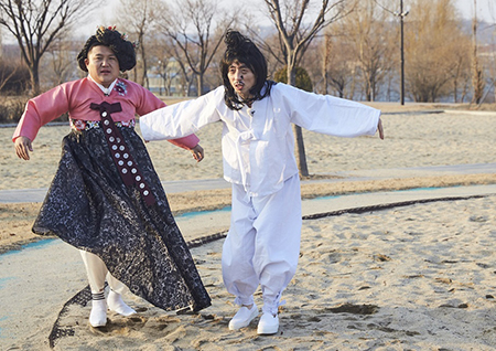 '무한도전' 유재석-조세호, 인면조와 황진이 변신! '충격 비주얼'