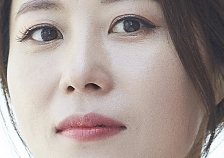 '라이프' 골든 라인업에 문소리 합류! 이동욱·조승우·유재명·문성근·천호진 이어 "파워업"