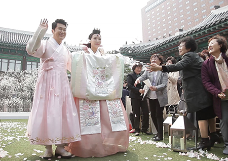 '사람이 좋다' 국악계 아이돌 남상일, 미모의 새신부 최초 공개!