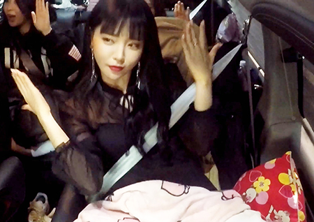 '전지적 참견 시점' 홍진영, 칼군무 '미니홍즈'와 함께 하는 이동식 클럽 깜짝 공개!