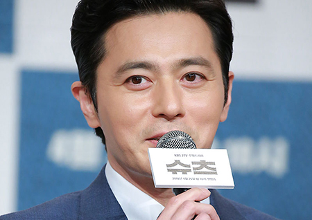 '슈츠' 장동건, "완벽한 남자 역할? 거의 다 일치해서 크게 어려움은 없다" 너스레