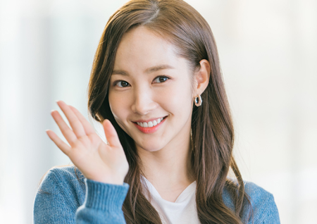 ‘김비서가 왜 그럴까’ 박민영, 미모 폭발 예고! “난 반전매력 있는 사람” [일문일답]