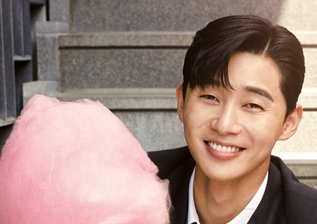 ‘김비서가 왜 그럴까’ 박서준-박민영, 초달달 ‘솜사탕 커플’ 스페셜 포스터 공개