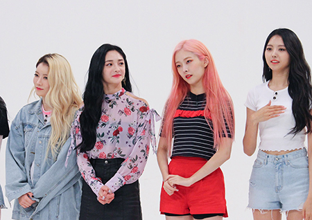 '주간아이돌' 프리스틴V, '네 멋대로' 롤코 댄스 추다 호흡 곤란?