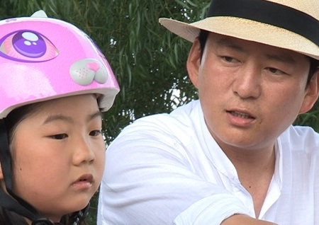 '휴먼다큐 사람이 좋다' 레오네 맛, 셰프 강레오…’딸 노예’ 강레오의 못말리는 딸 사랑 일기 