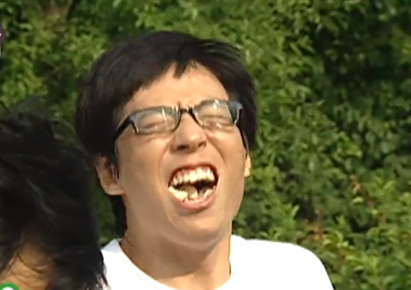 [M타임머신] 폭염에 어울리는 '태양열로 4시간 익힌 통닭' 먹방