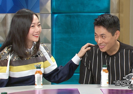 ‘라디오스타’ 이기찬, 배두나와 단둘이 美여행 고백! 독보적 남사친 캐릭터 예고