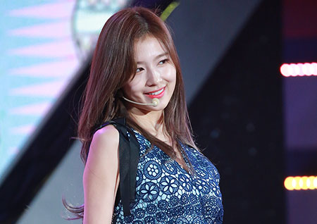 [포토] 트와이스 미나, 눈빛에 사르르~