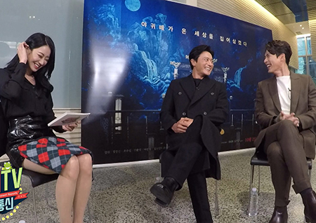 '섹션TV' 경리, 스페셜 리포터 출격! '창궐' 현빈X장동건 만난다