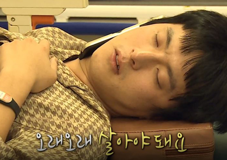 ‘나 혼자 산다’ 수면마취에 취한 기안84, “엄마 오래오래 살아요”··· ‘효자84’ 등극