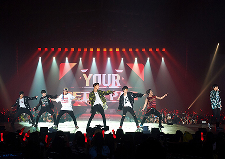 아이콘, 방콕 콘서트 성료 ‘붉은 물결’+비아이 생일 이벤트 ‘무한 감동’