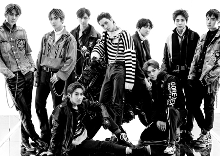 ‘음반킹’ 엑소, 누적 판매량 1000만 장 카운트다운 돌입! ‘컴백 분위기 최고조’