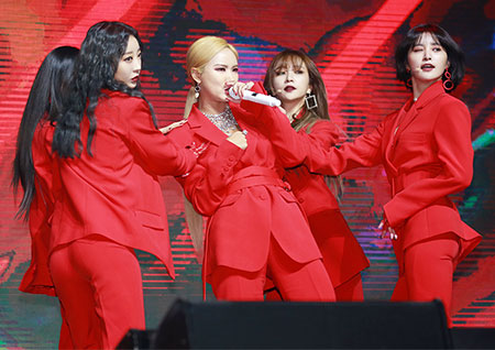 [포토] EXID, 레드로 꽉 채운 강렬함