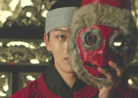 ‘왕이 된 남자’ 여진구, 황금빛 용상에 서다... 첫 티저 공개