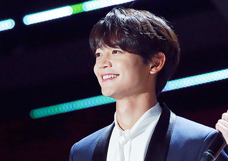 [HAPPY B하인드] 12월 9일 오늘의 아이돌은? 샤이니(SHINEE) '민호' 