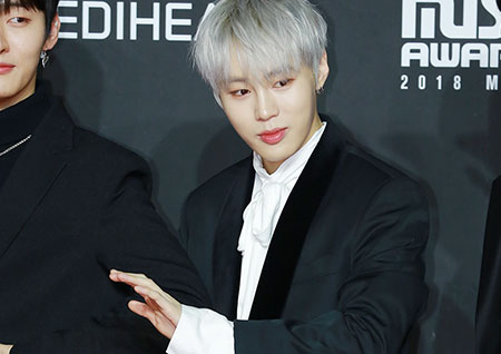 [포토] 워너원 하성운, 워너블 향한 꿀 떨어지는 눈빛