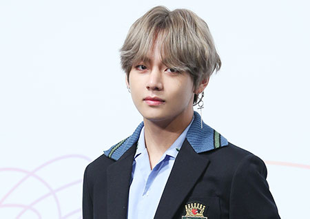 [HAPPY B하인드] 12월 30일 오늘의 아이돌은? 방탄소년단(BTS) '뷔'